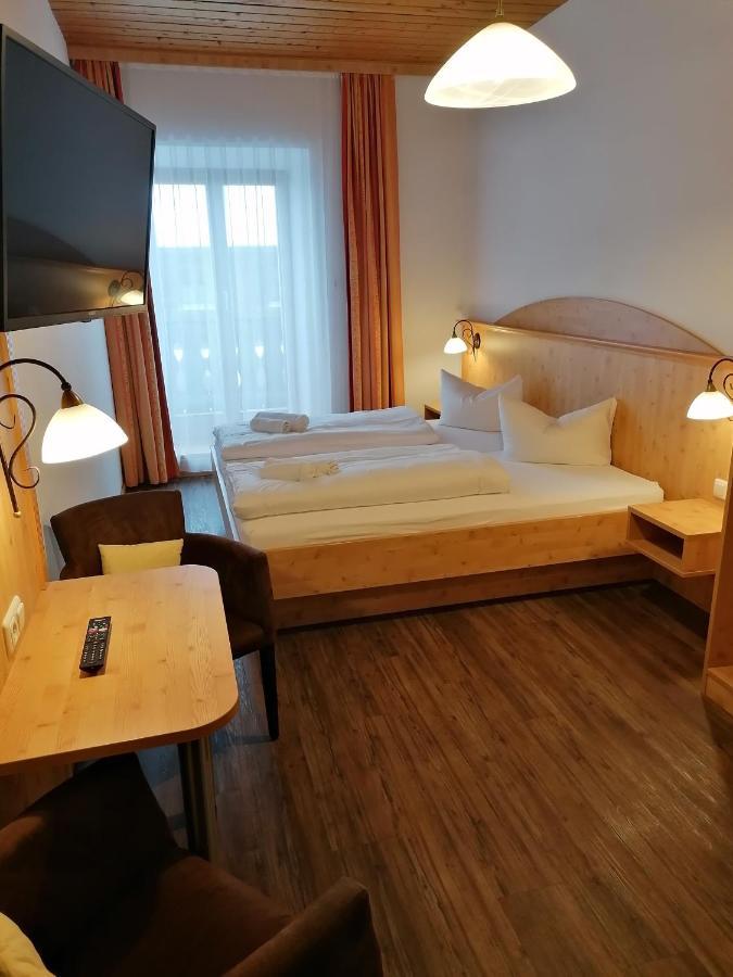 Gasthof Pension Altwirt Sachsenkam Екстериор снимка